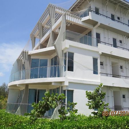 Luxury Penthouse, Nilaveli Lejlighed Trincomalee Eksteriør billede